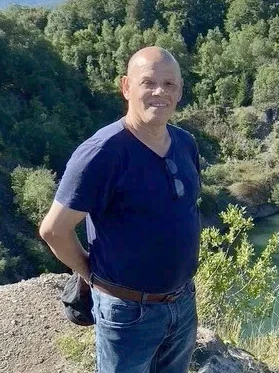 Foreign men for dating