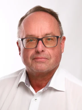 <span>Clemens, 65</span>&nbsp;<span style='width: 25px; height: 16px; float: right; background-image: url(/bitmaps/flags_small/DE.PNG)'>&nbsp;</span><br><span>Gera, 德国</span>&nbsp;<input type='button' class='joinbtn' style='float: right' value='JOIN NOW' />