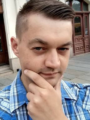 <span>Andreas, 40</span>&nbsp;<span style='width: 25px; height: 16px; float: right; background-image: url(/bitmaps/flags_small/DE.PNG)'>&nbsp;</span><br><span>Wx壹壹七二伍伍二吧七, Germany</span>&nbsp;<input type='button' class='joinbtn' style='float: right' value='JOIN NOW' />