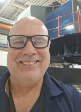 <span>Harvey, 55</span>&nbsp;<span style='width: 25px; height: 16px; float: right; background-image: url(/bitmaps/flags_small/CA.PNG)'>&nbsp;</span><br><span>Toronto, 加拿大</span>&nbsp;<input type='button' class='joinbtn' style='float: right' value='JOIN NOW' />